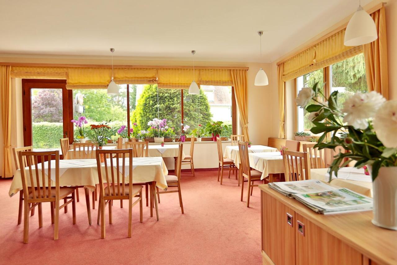Hotel Reineldis Мурекк Екстер'єр фото