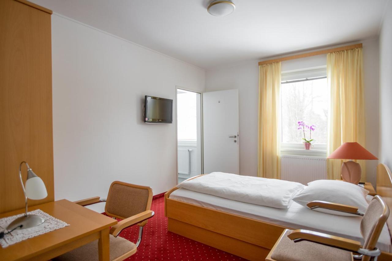 Hotel Reineldis Мурекк Екстер'єр фото